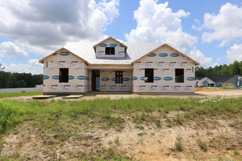 444 Denali Dr, Angier, NC 27501