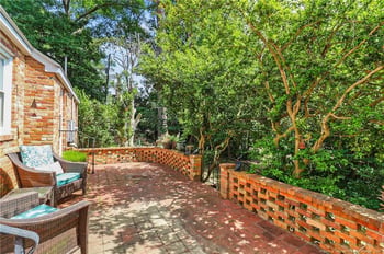 444 Holly Ln, Fayetteville, NC 28305