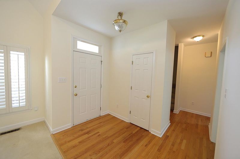 4440 Gallatree Ln, Raleigh, NC 27616