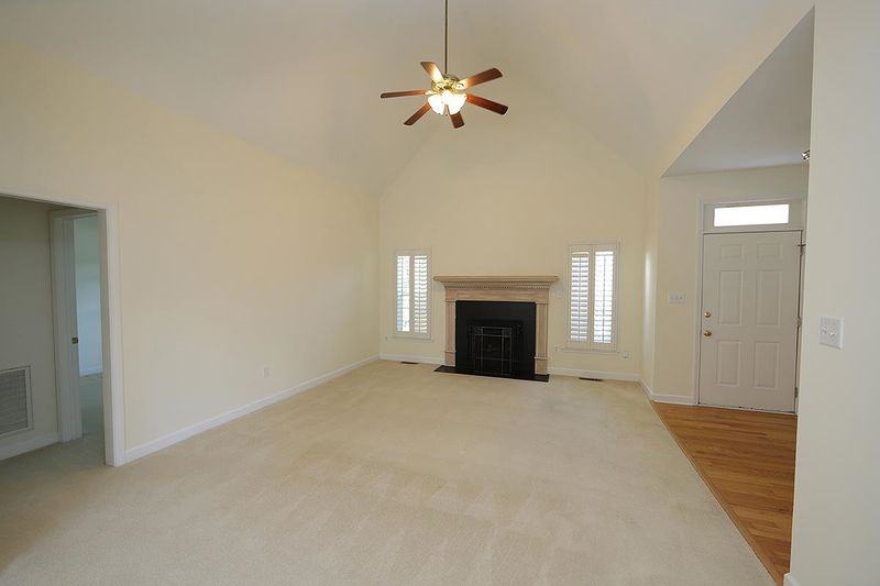 4440 Gallatree Ln, Raleigh, NC 27616