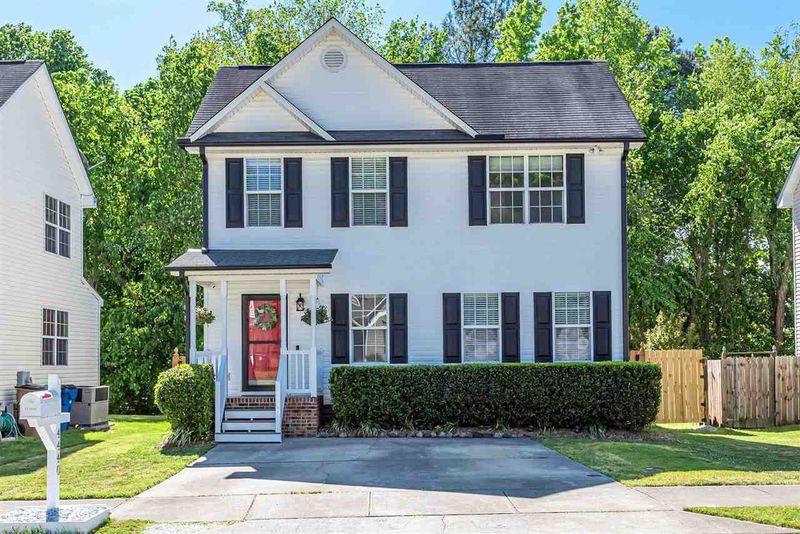 4440 Valley Cove Ct, Raleigh, NC 27616