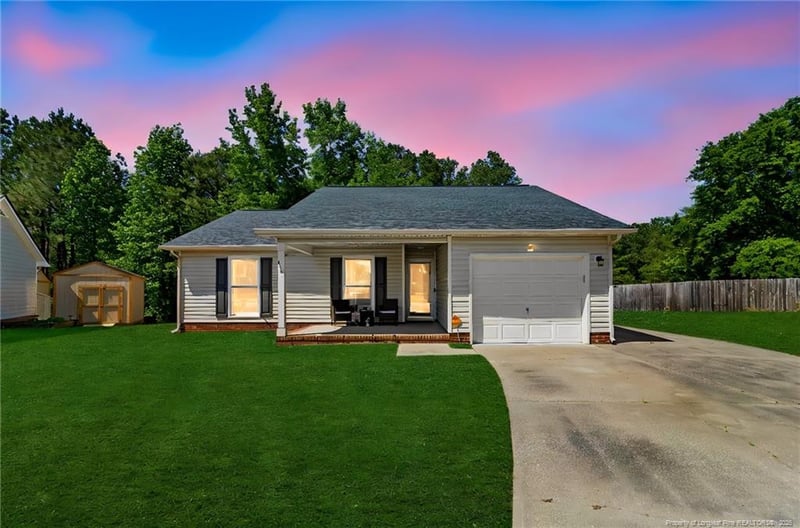 4441 Bishamon St, Hope Mills, NC 28348