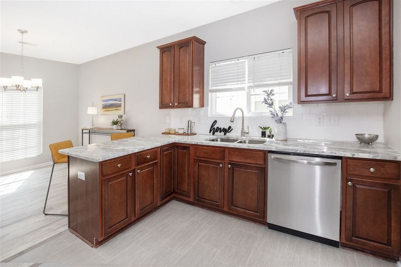 4442 Snowcrest Ln, Raleigh, NC 27616