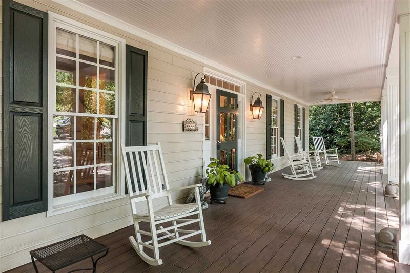 4444 Laurel Hills Rd, Raleigh, NC 27612