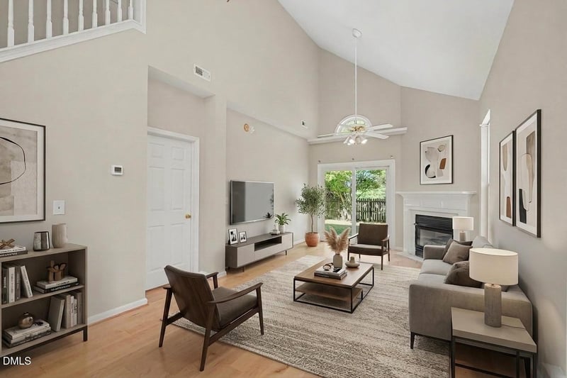 445 Commons Dr, Holly Springs, NC 27540