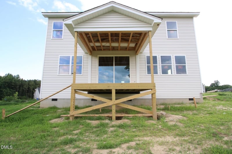 445 Denali Dr, Angier, NC 27501