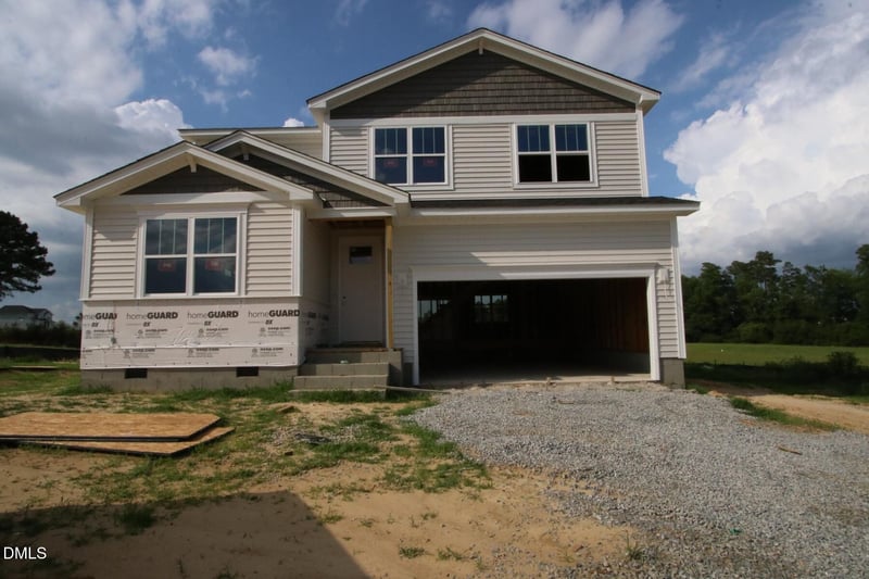 445 Denali Dr, Angier, NC 27501