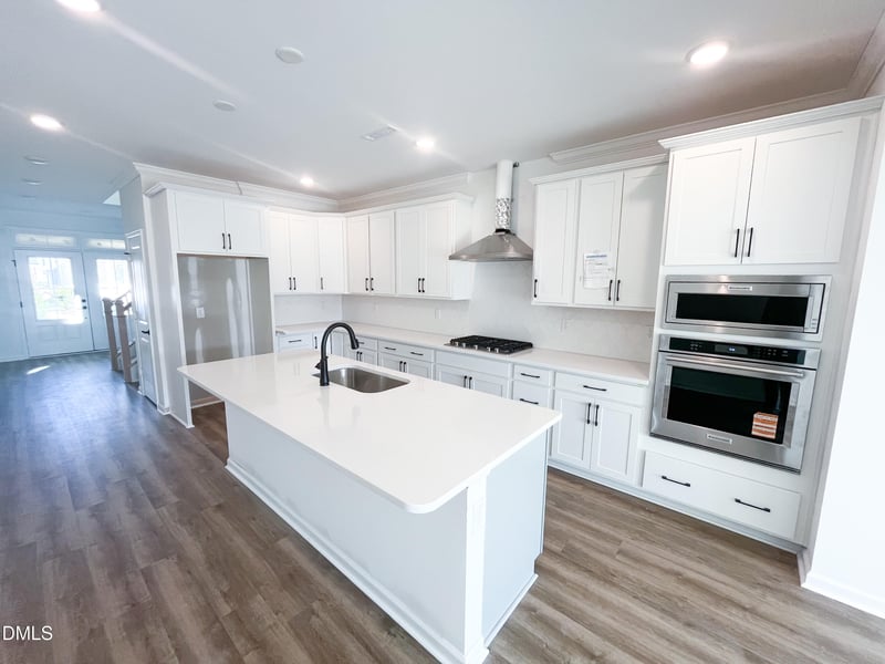 445 Douglas Falls Dr, Wendell, NC 27591