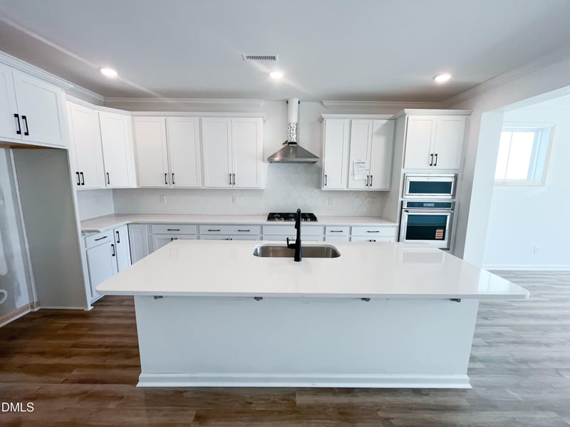 445 Douglas Falls Dr, Wendell, NC 27591