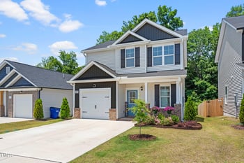 445 Sturgeon St, Smithfield, NC 27577