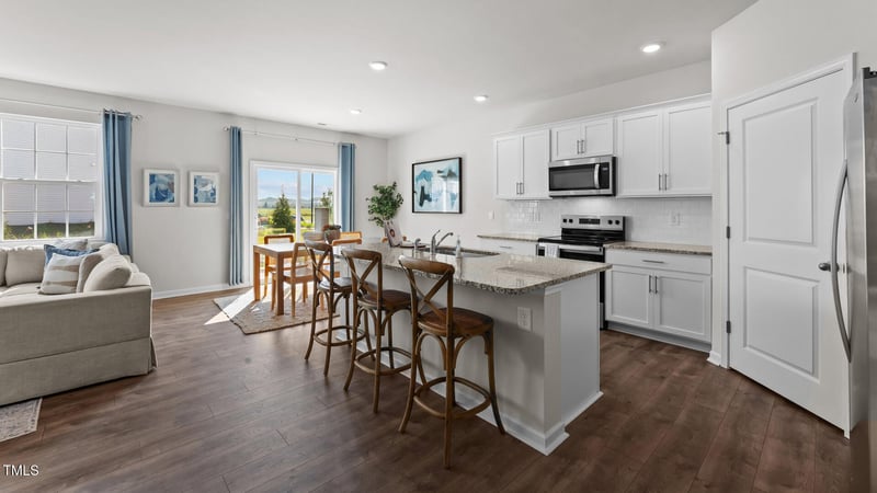 445 Swift Creek Farm Ln, Clayton, NC 27520