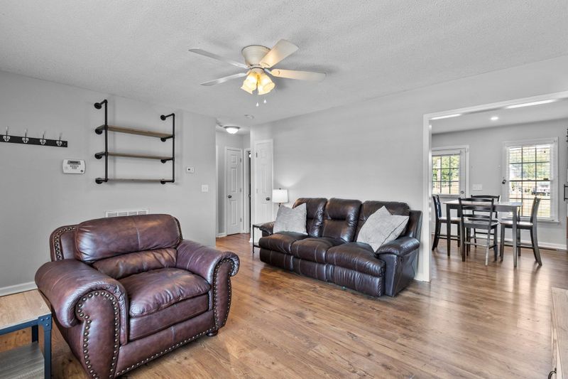 445 Temple Johnson Rd, Zebulon, NC 27597