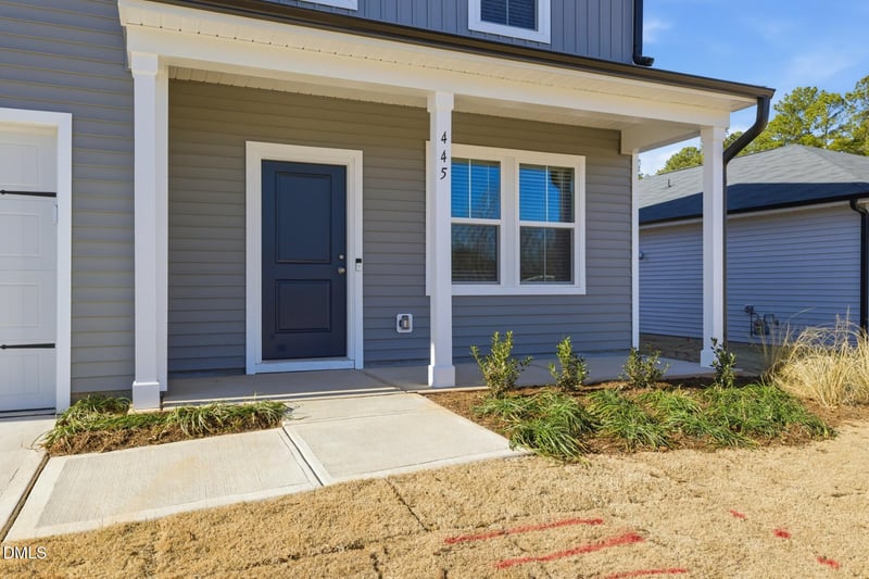 445 Woodbluff Dr, Sanford, NC 27330
