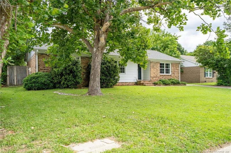 4450 Chesterbrook Dr, Fayetteville, NC 28314