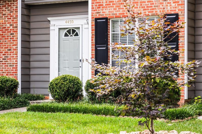 4450 Still Pines Dr, Raleigh, NC 27613