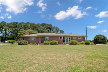 4457 Clinton Rd, Fayetteville, NC 28312
