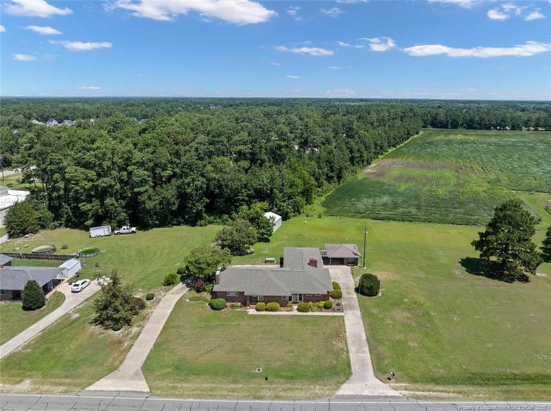 4457 Clinton Rd, Fayetteville, NC 28312