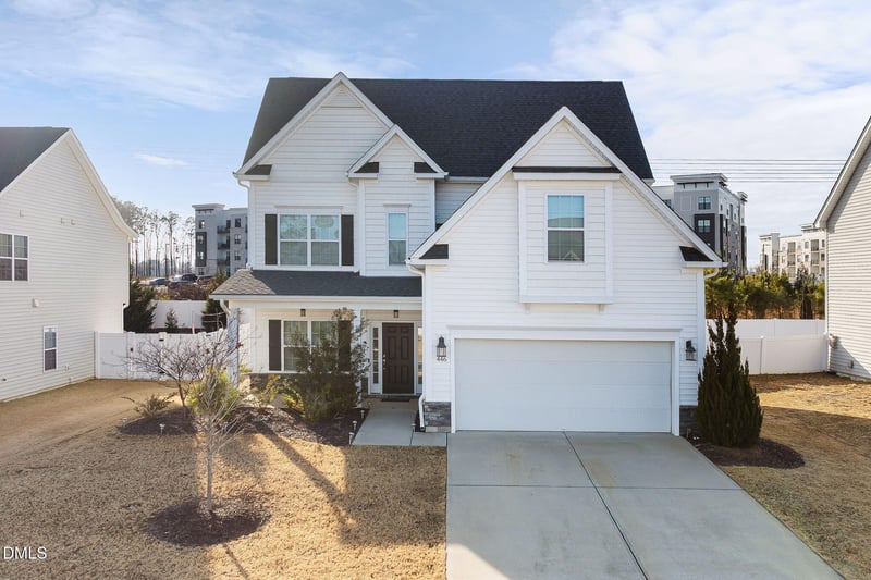 446 Mallard Loop Dr, Clayton, NC 27527