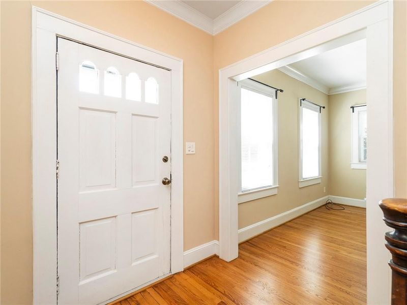 446 Parkview Dr, Burlington, NC 27215