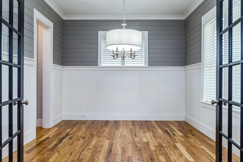 447 Claremont Dr, Chapel Hill, NC 27516