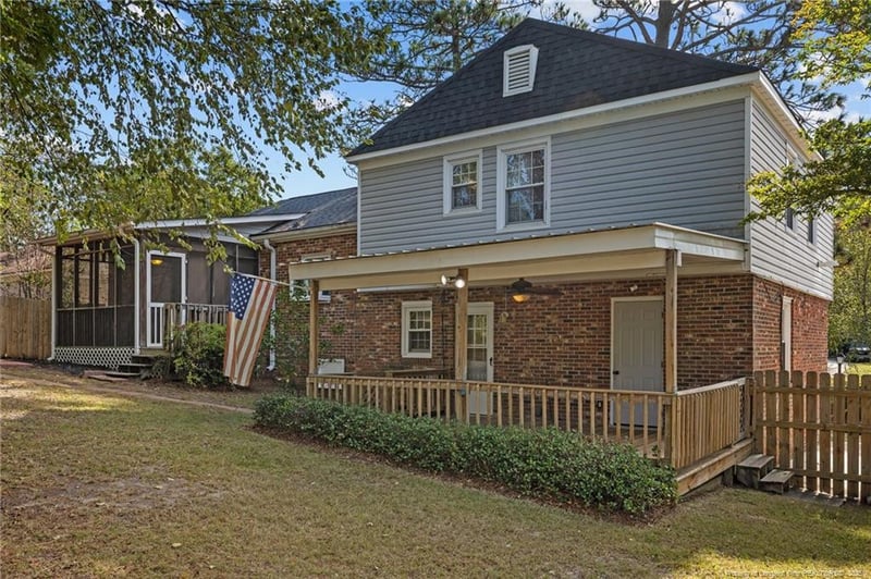 447 Deerpath Dr, Fayetteville, NC 28311