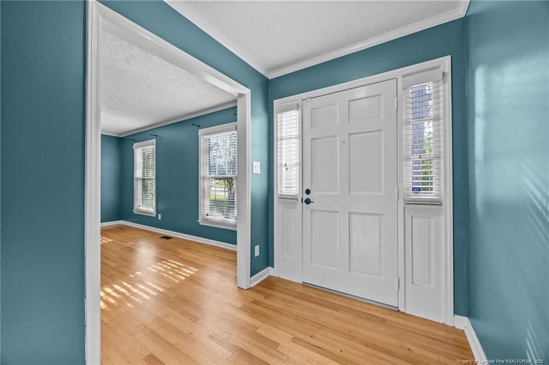 447 Deerpath Dr, Fayetteville, NC 28311