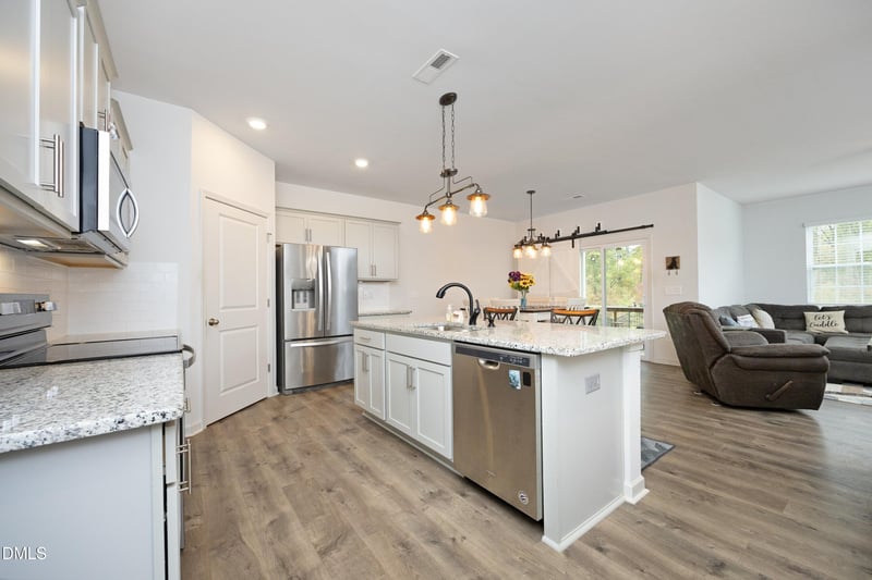 447 Great White Way, Clayton, NC 27527