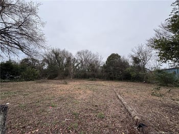 447 Hillsboro St, Fayetteville, NC 28301