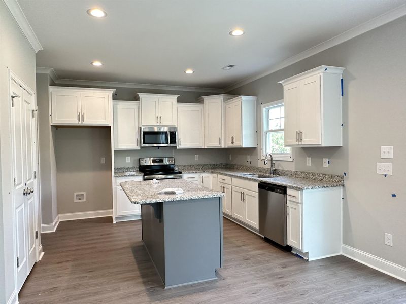 447 Jackson Pond Dr, Smithfield, NC 27577
