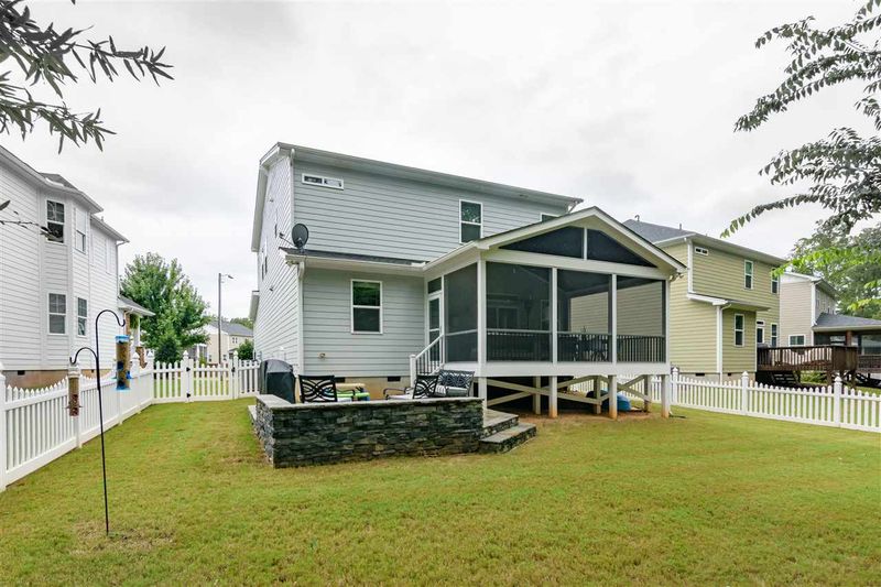 447 Plainview Ave, Raleigh, NC 27604