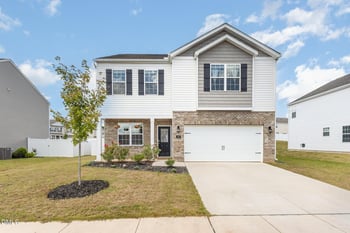 448 Blue Aspen Dr, Fuquay Varina, NC 27526