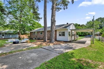 448 Morningside Dr, Fayetteville, NC 28311