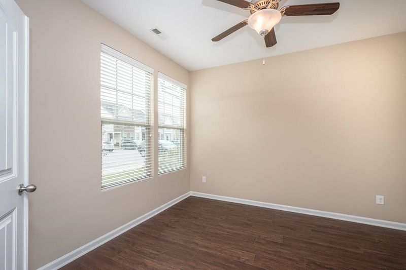 4487 Middletown Dr, Wake Forest, NC 27587
