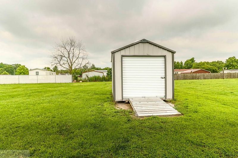 449 Antioch Rd, Goldsboro, NC 27534