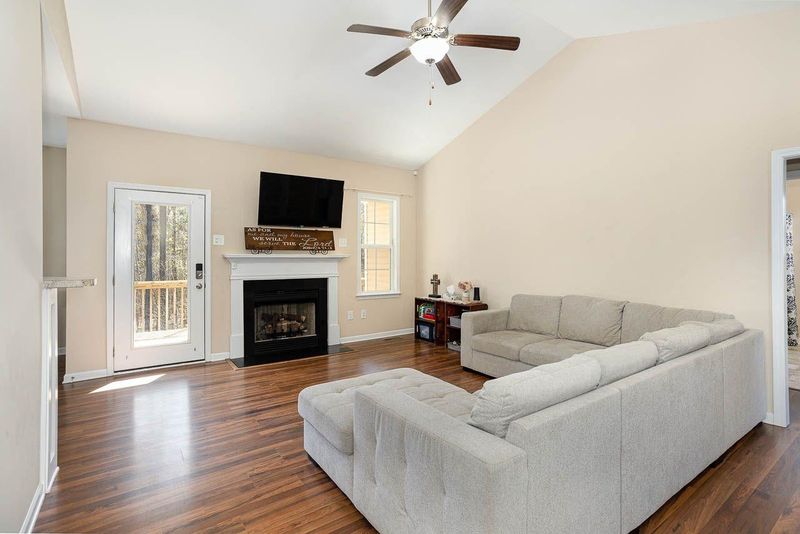 449 Cross Link Dr, Angier, NC 27501