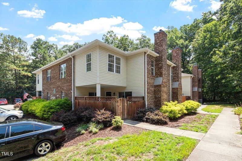 449 Summerwalk Cir, Chapel Hill, NC 27517