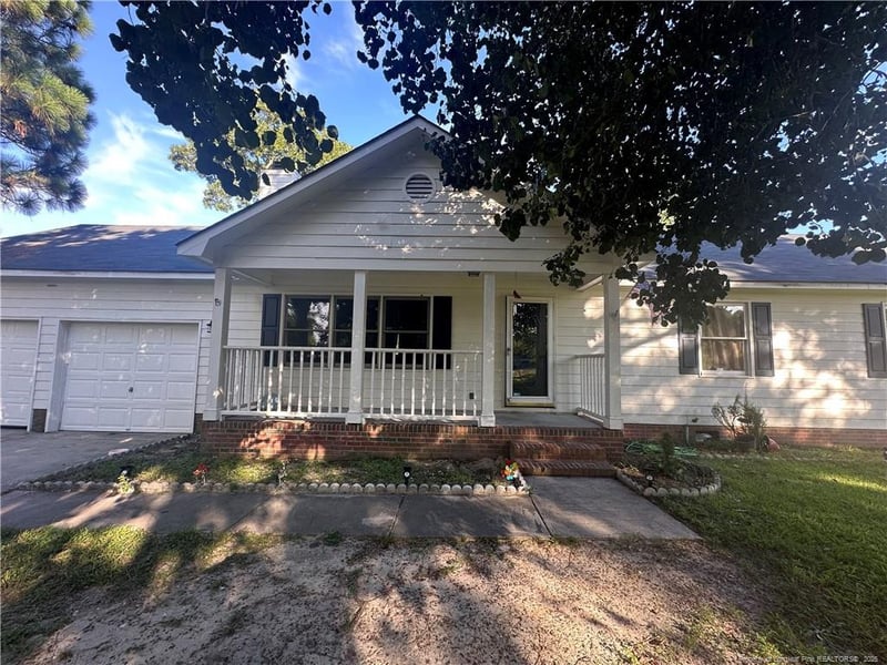 4491 Tonric Dr, Hope Mills, NC 28348