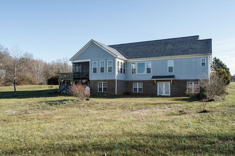 45 Blarney Stone Cir, Pittsboro, NC 27312