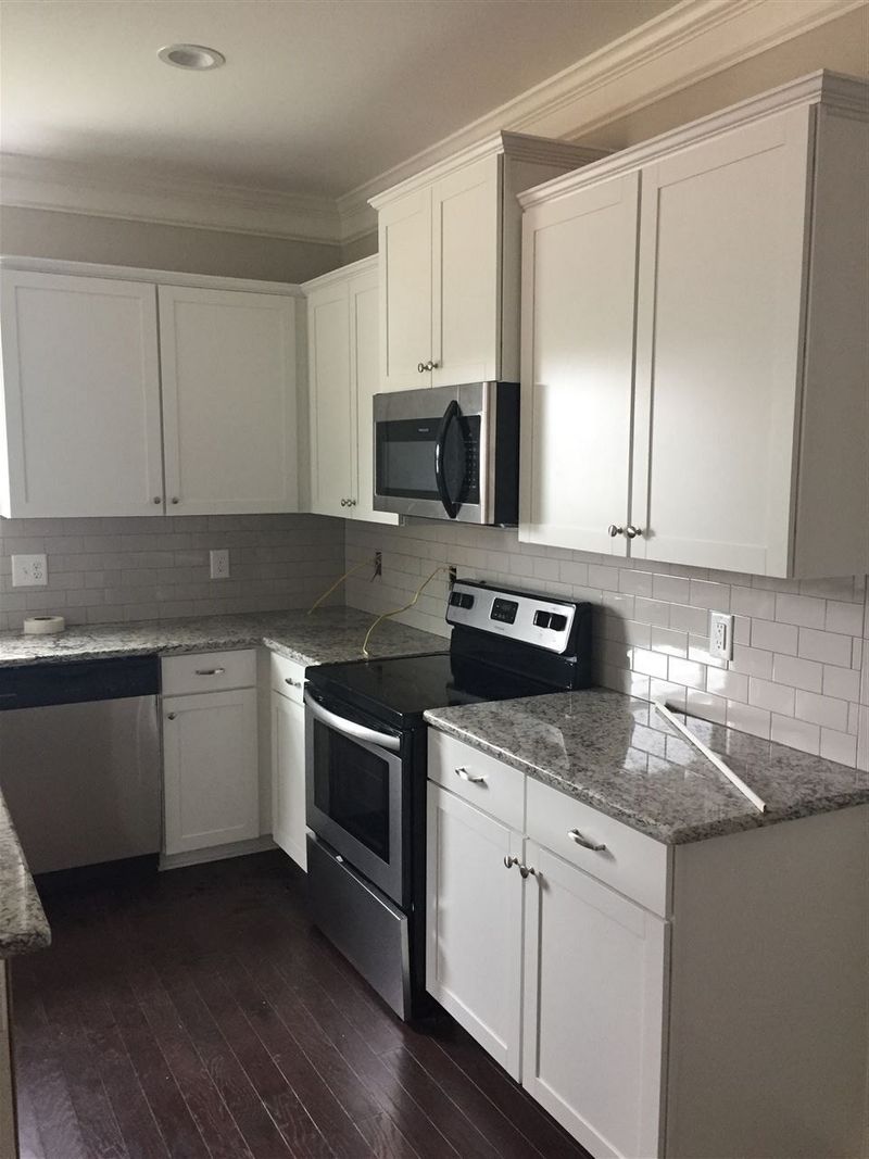 45 Deer Knoll Ln, Clayton, NC 27527