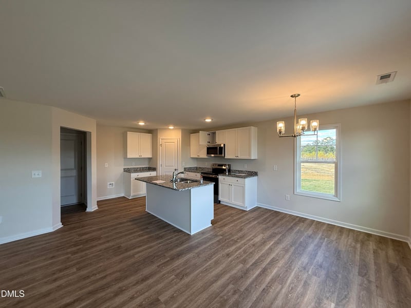 45 Emily Gardens Dr, Selma, NC 27576