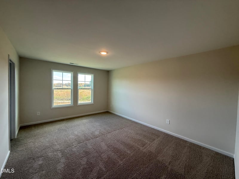 45 Emily Gardens Dr, Selma, NC 27576