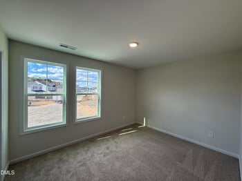 45 Emily Gardens Dr, Selma, NC 27576