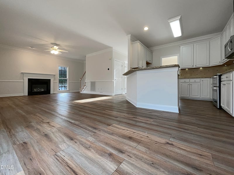 45 Georgetown Woods Dr, Youngsville, NC 27596