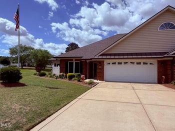 45 Glenfield Dr, Dunn, NC 28334