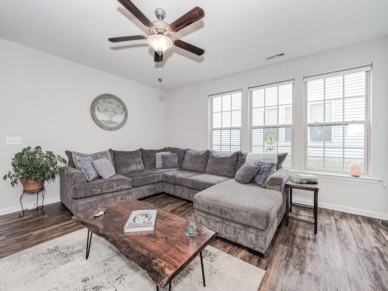 45 E Grove Point Dr, Clayton, NC 27527
