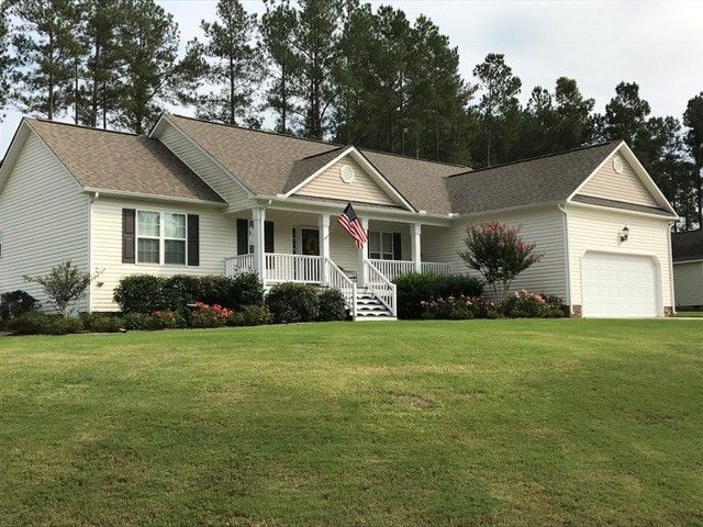 45 Hickory Nut Dr, Smithfield, NC 27577