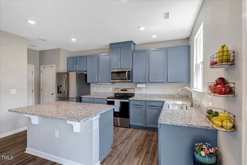 45 Iris Dr, Youngsville, NC 27596