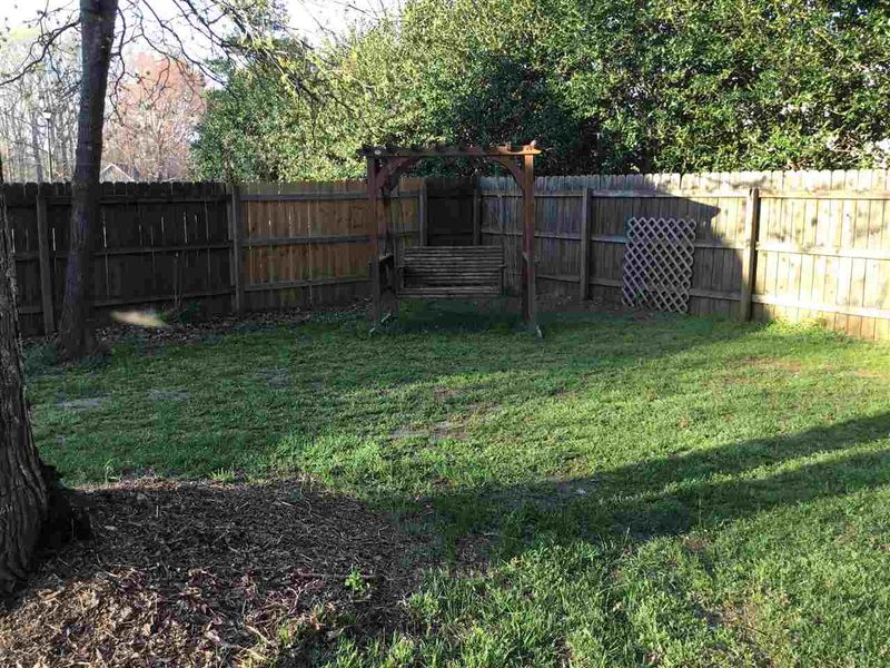 45 Kristopher Woods Dr, Youngsville, NC 27596