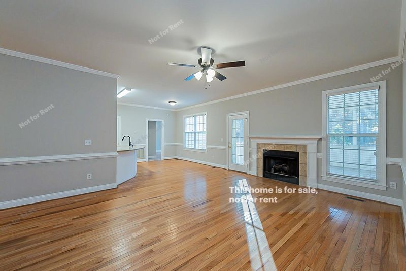 45 Marlowe Dr, Youngsville, NC 27596