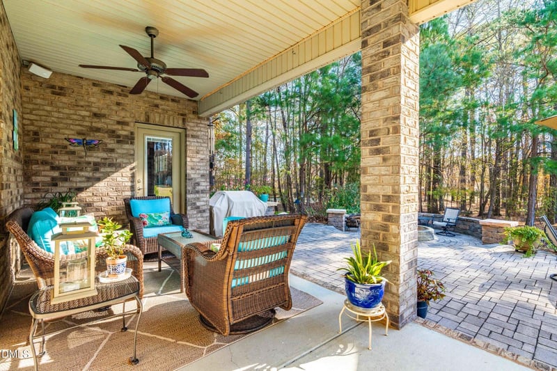 45 Meadow Wood Ln, Willow Springs, NC 27592